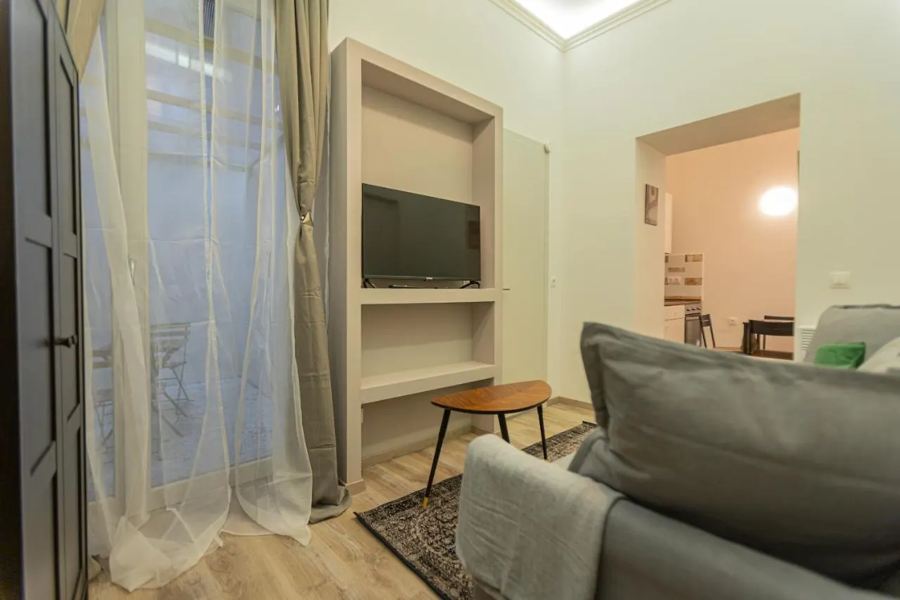 Downtown Studio Flat In Budapest, Mona 0*, Budapest