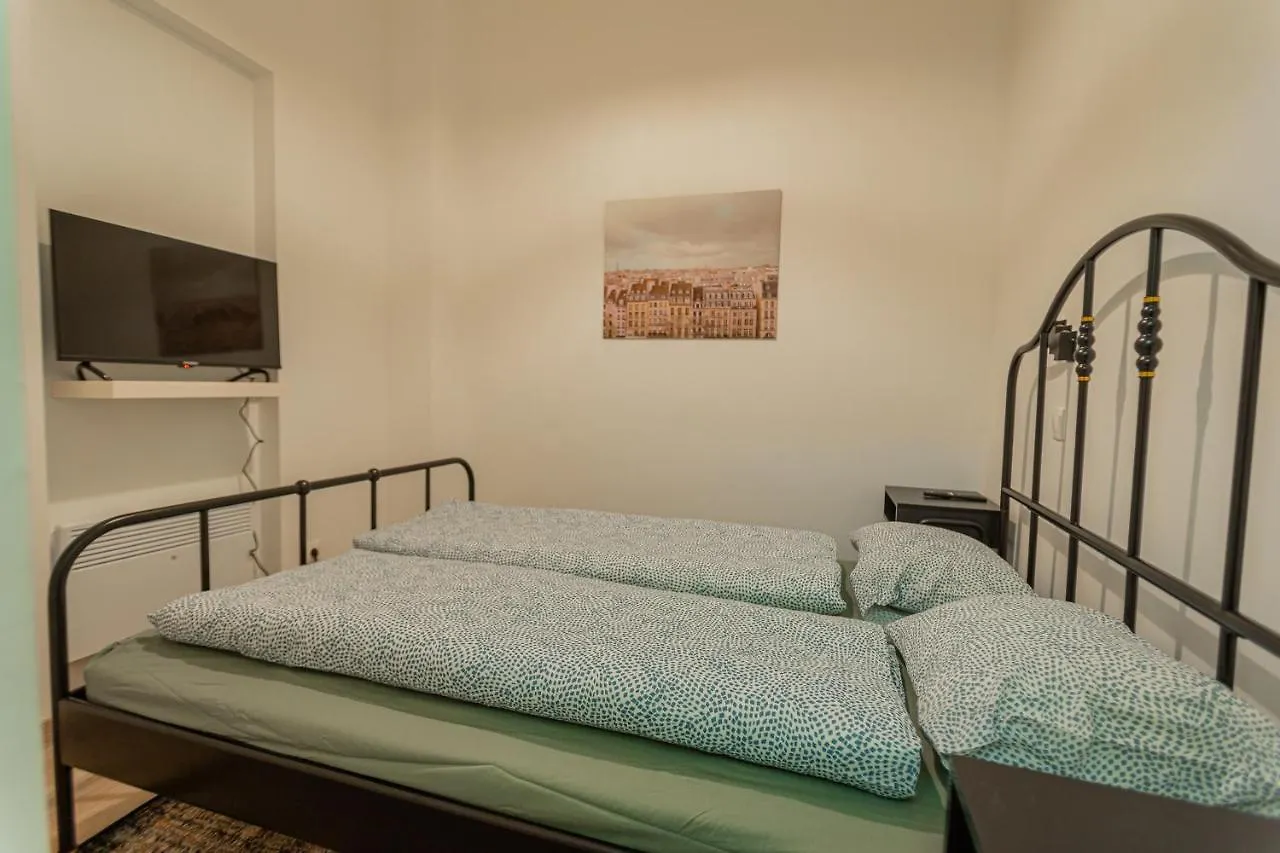 Downtown Studio Flat In Budapest, Mona 0*, Budapest Hungary