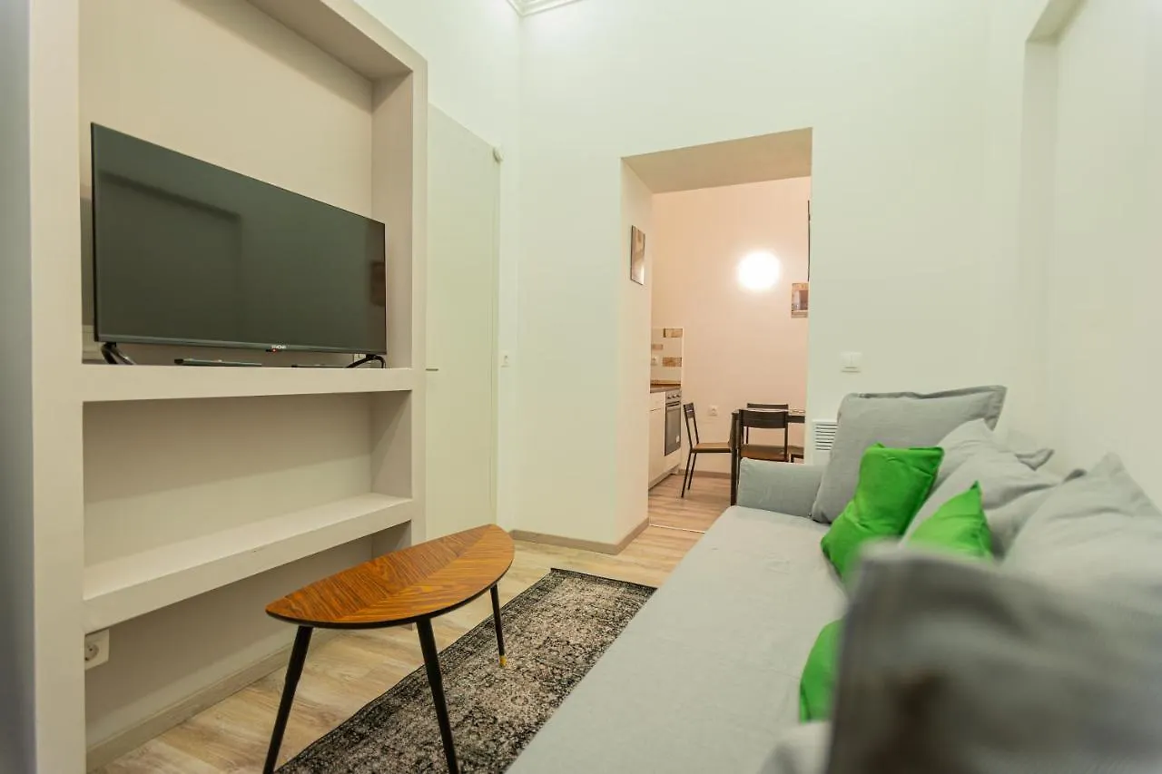Downtown Studio Flat In Budapest, Mona المجر